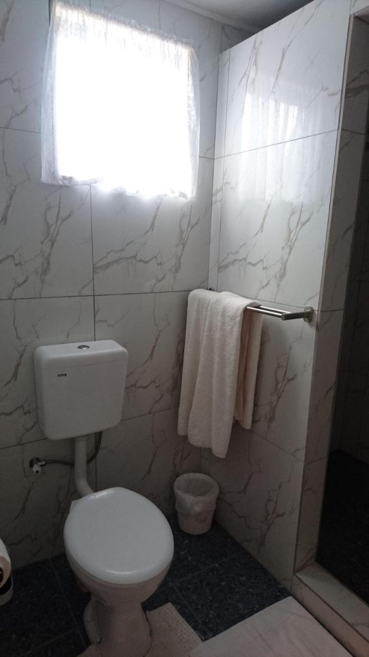 Rino'S Motel Arutanga Zewnętrze zdjęcie